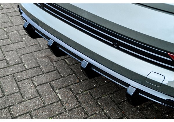 Añadidos Audi E-Tron Quattro S-Line