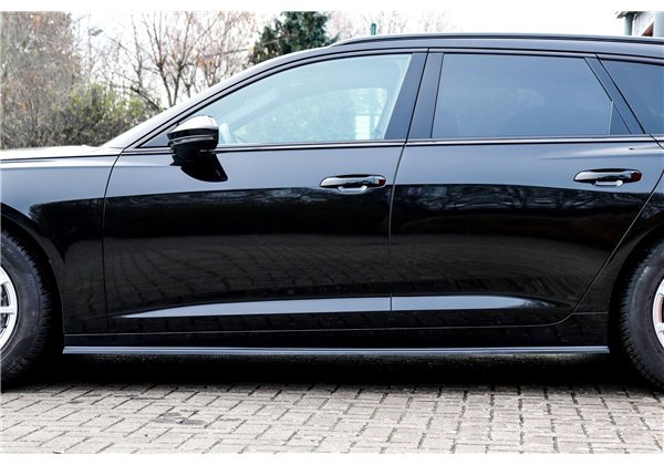 Añadidos laterales Audi A6 C8 F2