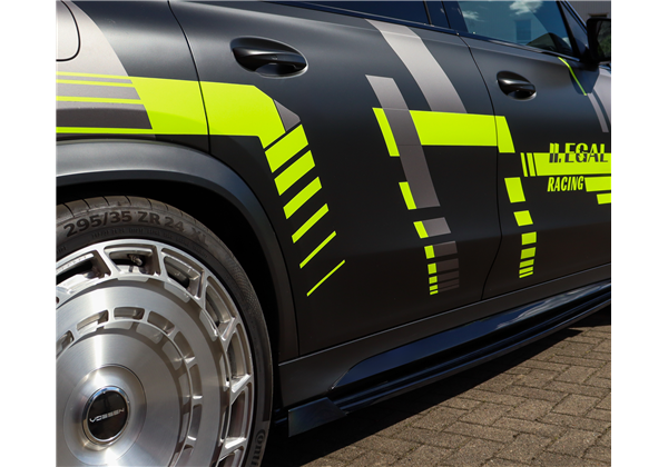 Añadidos laterales Mercedes GLS 63 AMG 4 Matic