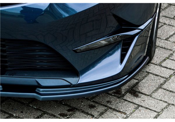 Labio delantero Kia Ceed CD desde año 2021-