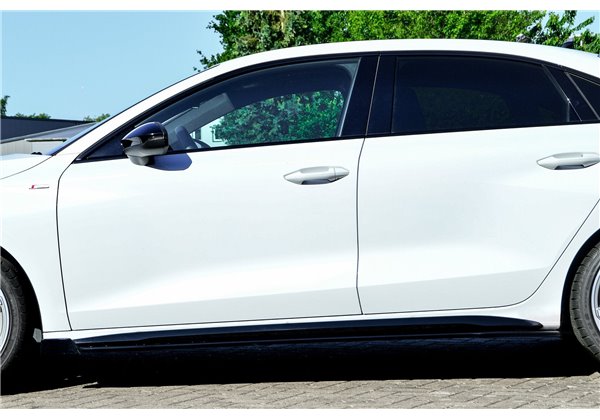 Añadidos laterales Audi A3 8Y S-Line + S3