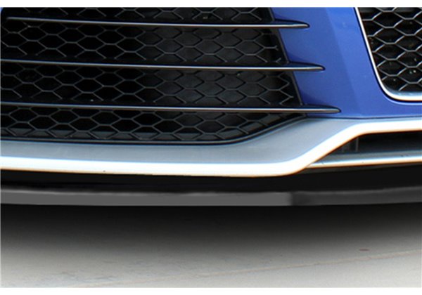 Labio delantero Audi TT RS 8J desde año 2009-