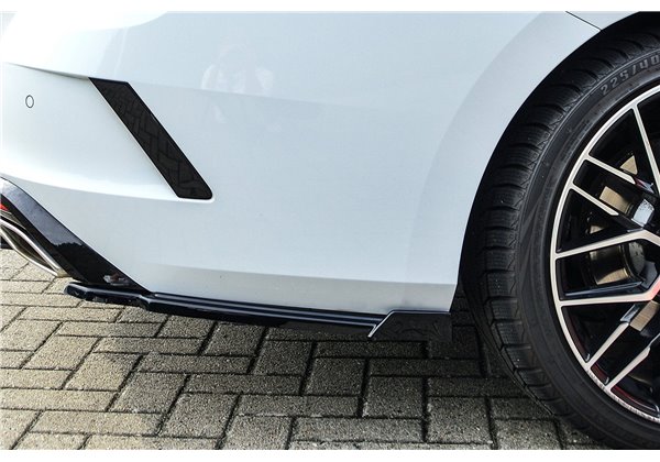 Añadido trasero Skoda Octavia RS NX