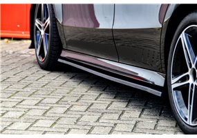 Añadidos laterales Mercedes CLA X118 C118 AMG-Line desde año 2019-