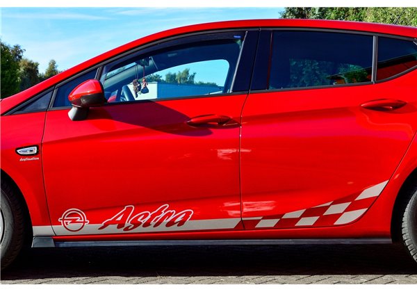Añadidos laterales Opel Astra K