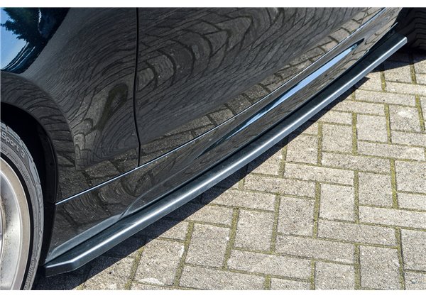 Añadidos laterales BMW 1er E82 E88 con M-Paket año 2007-2013