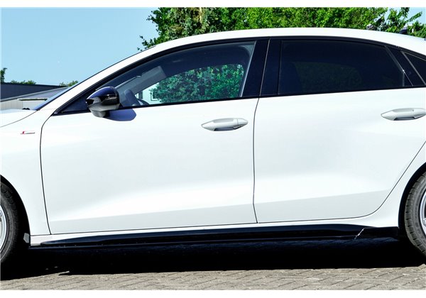 Añadidos laterales Audi A3 8Y S-Line + S3