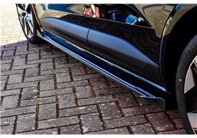 Añadidos laterales Renault Megane E-Tech RCB