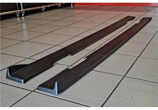 Añadidos laterales Audi RS5 B8 8T año 2010-2015