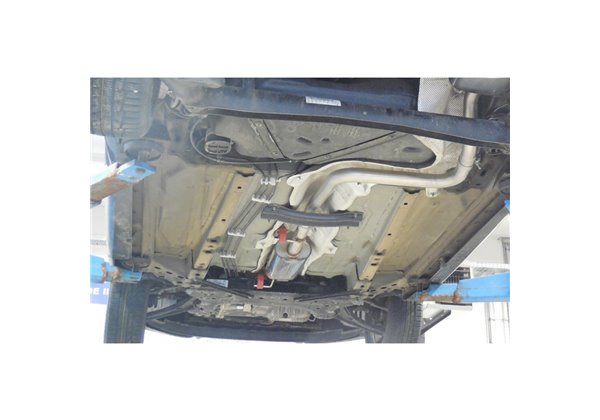 Escape deportivo Fox Ford Fiesta VII (desde 2008) 1,6l 99kW Todos