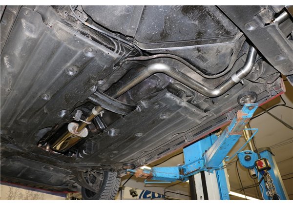 Escape deportivo Fox Ford Fiesta VII - JHH 2017