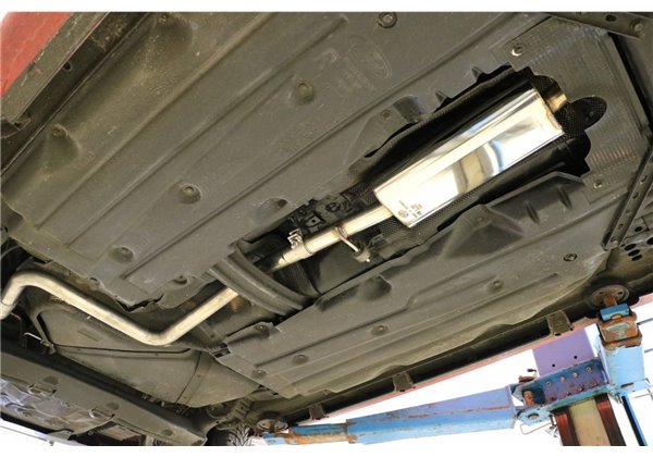 Escape deportivo Fox Ford Fiesta VII - JHH 2017