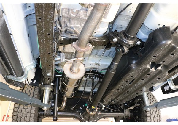 Escape deportivo Fox Ford Ranger 2,0l EcoBlue 125kW 2019