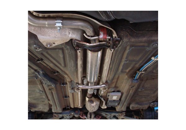 Escape deportivo Fox Volkswagen Lupo 1,4l TD 55kW Todos