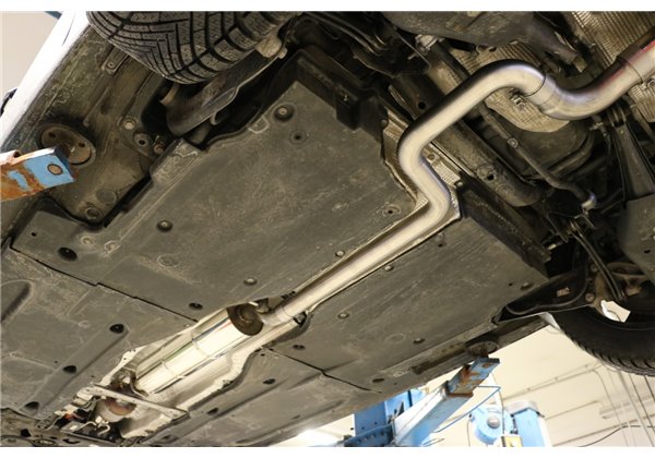 Escape deportivo Fox Skoda Octavia NX RS iV Todos