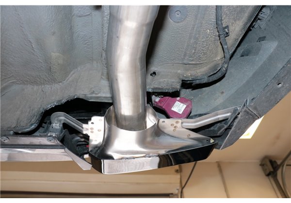 Escape deportivo Fox Skoda Octavia NX RS iV Todos