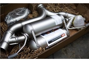 Escape deportivo Remus Mercedes A35 Amg Hatchback 5 Door 4Matic, W177, Type F2A 2.0l Turbo 225kW(260920,Con GPF) 2019_