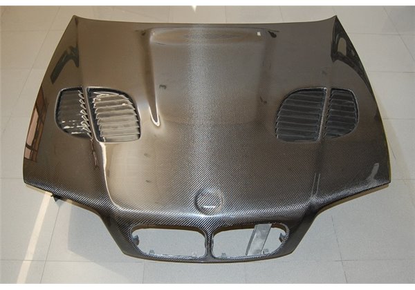 Capó Carbono BMW E46 '02-06 4P. Look M3 GTR C/T
