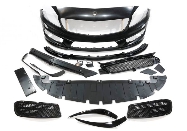 Kit Carrocería Mercedes W176 A45 2012-2015 Look AMG Sin Sensores