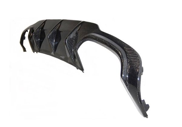 Difusor Trasero Mercedes W204 4 puertas / Coupe 2011-2014 Carbono Para C63