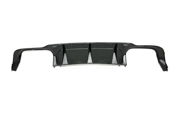 Difusor Trasero Mercedes W204 10-13 4 Puertas Look AMG ABS