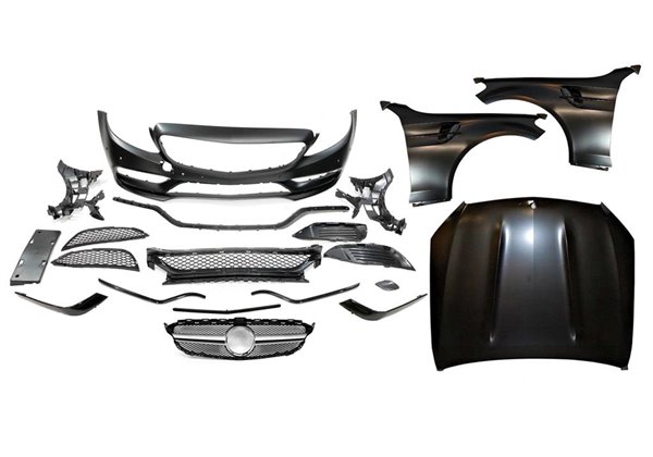 Kit De Carrocería Mercedes W205 2014-2018 2P/4P/SW Look AMG C63