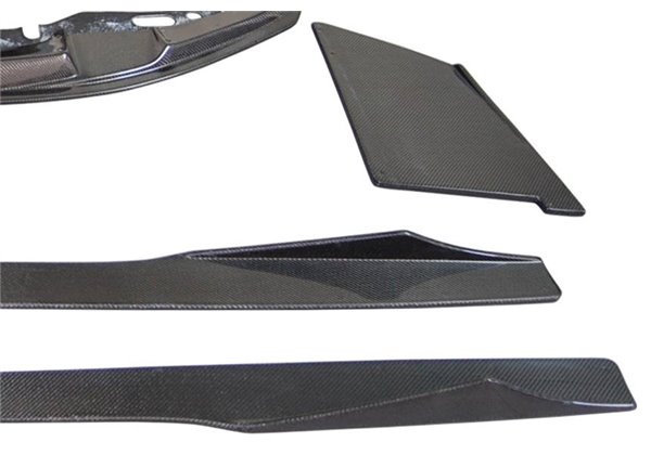 Kit De Carrocería BMW F87 Look M2 Carbono