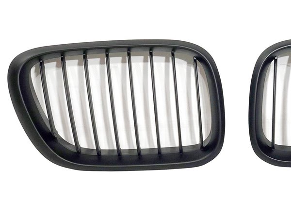 Parrillas BMW E53 99-03