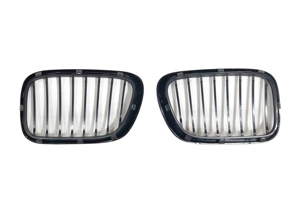 Parrillas BMW E53 99-03