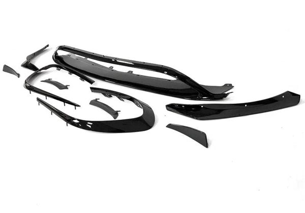 Spoiler Delantero Mercedes W117 Facelift 2017+ Look AMG A45 Negro Brillante