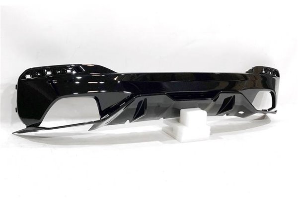 Difusor Trasero BMW G30 / G31 LCI Look M Performance Negro brilo