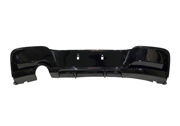 Difusor Trasero BMW F20 / F21 12-14 Look M-Performance 1 Salida doble Brillante Negro