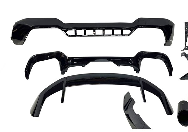 Kit De Carrocería BMW X3 G01 LCI Look M Performance Brillante Negro