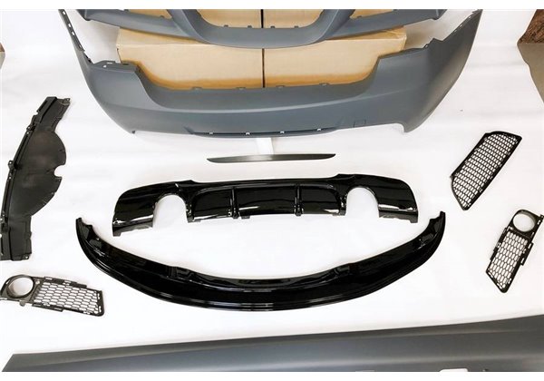 Kit De Carrocería BMW E90 05-08 335 Look M Performance