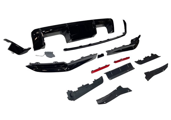 Paragolpes Trasero BMW G26 4P 21-23 Look M4