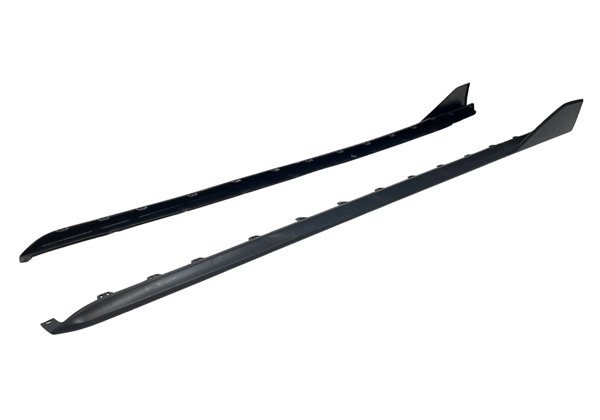 Kit De Carrocería BMW F40 Look M Performance II Taloneras