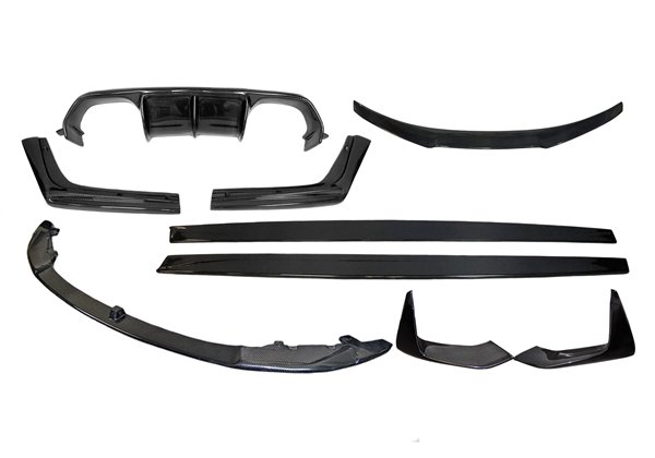 Kit De Carrocería BMW F82 Look M4 Carbono