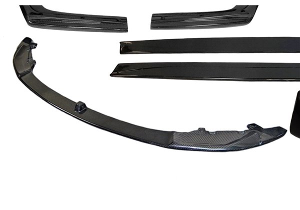 Kit De Carrocería BMW F82 Look M4 Carbono