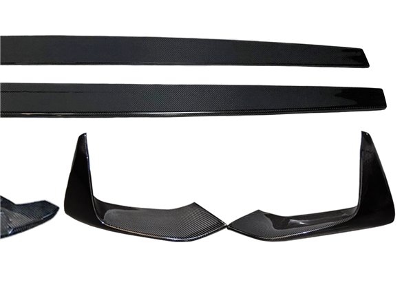 Kit De Carrocería BMW F82 Look M4 Carbono