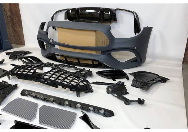 Kit De Carrocería Mercedes W213 4p 2020+ look AMG E63 ABS