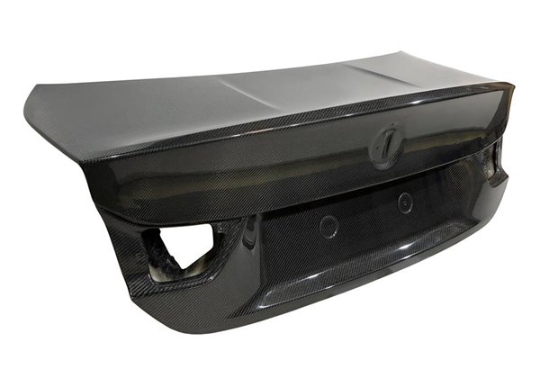 Portón Carbono BMW F82 CSL