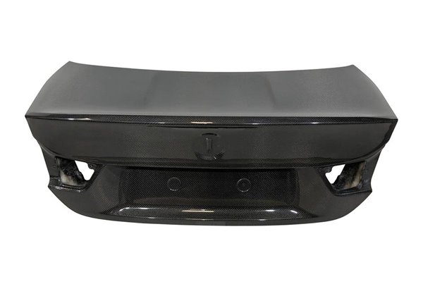 Portón Carbono BMW F82 CSL