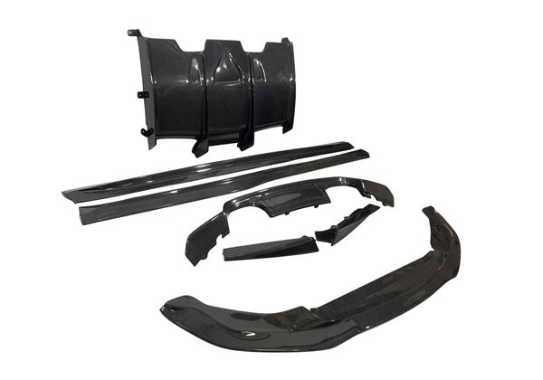 Kit De Carrocería BMW F80 / F82 Carbono