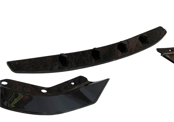 Spoiler Delantero BMW G20 / G21 Look Competition Glossy Black