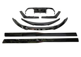 Kit De Carrocería BMW F80 Brillante Negro Look CS