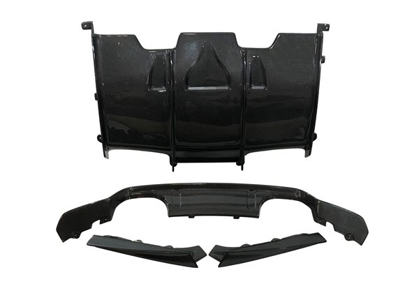 Difusor Trasero BMW F80 / F82 Carbono