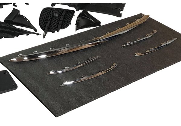 Paragolpes Delantero Mercedes Vito W447 2016-2023 Look AMG