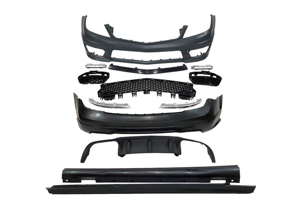 Kit De Carrocería Mercedes W204 4P 2007-2013 Look AMG