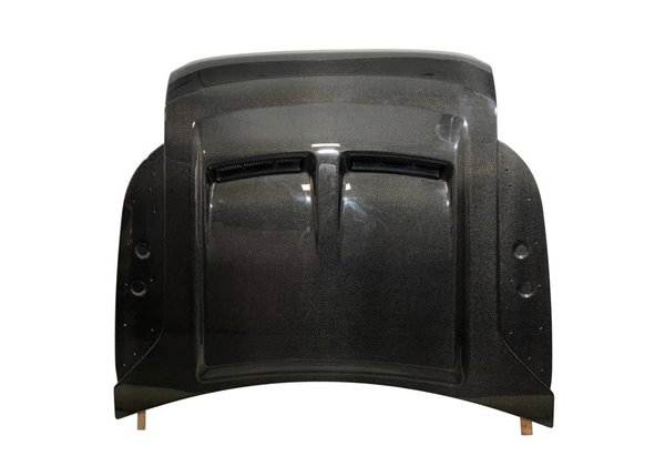 Capó Carbono Range Rover Defender 2019+ Look SVR