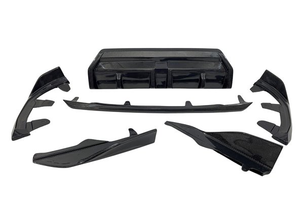 Kit De Carrocería BMW G42 Carbono